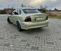 Зеленый Опель Вектра, объемом двигателя 1.8 л и пробегом 347 тыс. км за 1700 $, фото 3 на Automoto.ua