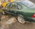 Зелений Опель Вектра, об'ємом двигуна 1.6 л та пробігом 300 тис. км за 650 $, фото 1 на Automoto.ua