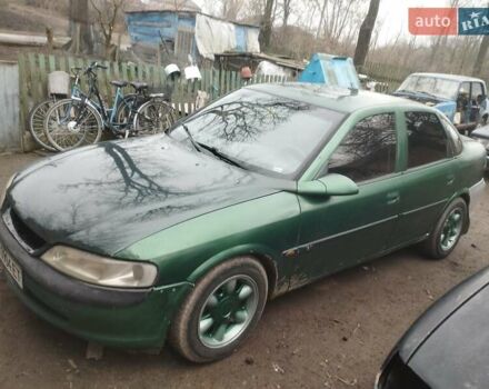 Зеленый Опель Вектра, объемом двигателя 2 л и пробегом 436 тыс. км за 1600 $, фото 12 на Automoto.ua