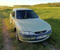 Зеленый Опель Вектра, объемом двигателя 1.8 л и пробегом 266 тыс. км за 2250 $, фото 1 на Automoto.ua