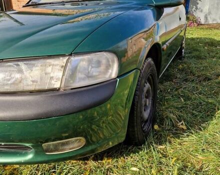 Опель Вектра 1997 у Недригайлове на Automoto.ua Зелений Опель Вектра, об'ємом двигуна 1.8 л та пробігом 195 тис. км за 2150 $, фото 19 на Automoto.ua