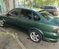 Зеленый Опель Вектра, объемом двигателя 2 л и пробегом 1000 тыс. км за 1668 $, фото 3 на Automoto.ua