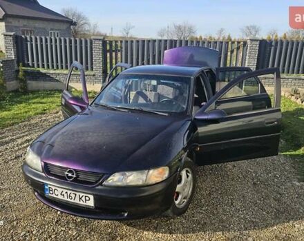 Зеленый Опель Вектра, объемом двигателя 1.8 л и пробегом 251 тыс. км за 2250 $, фото 10 на Automoto.ua