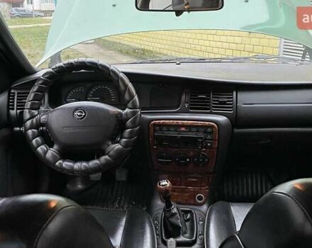 Зеленый Опель Вектра, объемом двигателя 2.5 л и пробегом 365 тыс. км за 2650 $, фото 12 на Automoto.ua