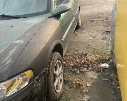 Зеленый Опель Вектра, объемом двигателя 1.6 л и пробегом 300 тыс. км за 650 $, фото 2 на Automoto.ua