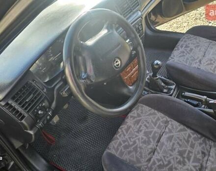 Зеленый Опель Вектра, объемом двигателя 1.8 л и пробегом 251 тыс. км за 2250 $, фото 36 на Automoto.ua