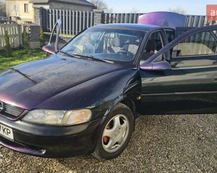 Зеленый Опель Вектра, объемом двигателя 1.8 л и пробегом 251 тыс. км за 2250 $, фото 12 на Automoto.ua