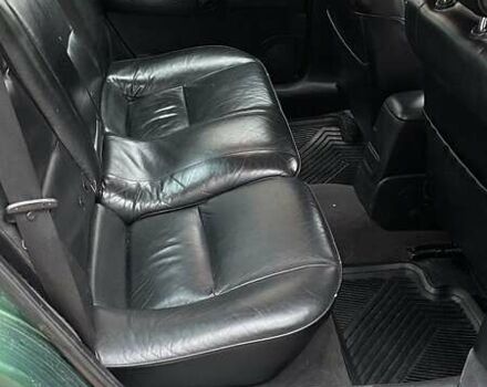 Зеленый Опель Вектра, объемом двигателя 2.5 л и пробегом 365 тыс. км за 2650 $, фото 11 на Automoto.ua