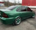 Зеленый Опель Вектра, объемом двигателя 2 л и пробегом 331 тыс. км за 2000 $, фото 4 на Automoto.ua