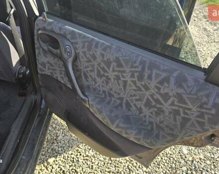 Зеленый Опель Вектра, объемом двигателя 1.8 л и пробегом 251 тыс. км за 2250 $, фото 46 на Automoto.ua