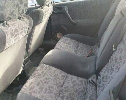 Зеленый Опель Вектра, объемом двигателя 1.6 л и пробегом 354 тыс. км за 1350 $, фото 8 на Automoto.ua