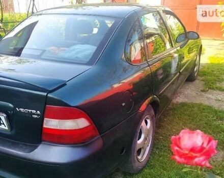 Зеленый Опель Вектра, объемом двигателя 1.6 л и пробегом 350 тыс. км за 2500 $, фото 4 на Automoto.ua