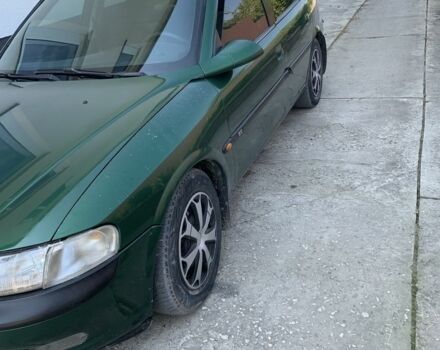 Зелений Опель Вектра, об'ємом двигуна 2.5 л та пробігом 2 тис. км за 2600 $, фото 2 на Automoto.ua