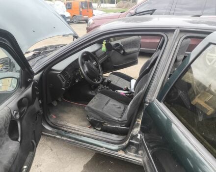 Зелений Опель Вектра, об'ємом двигуна 0 л та пробігом 208 тис. км за 850 $, фото 5 на Automoto.ua