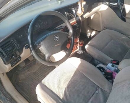 Зелений Опель Вектра, об'ємом двигуна 2 л та пробігом 400 тис. км за 850 $, фото 4 на Automoto.ua