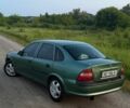 Зелений Опель Вектра, об'ємом двигуна 1.6 л та пробігом 3 тис. км за 2244 $, фото 7 на Automoto.ua