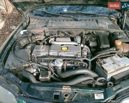 Зеленый Опель Вектра, объемом двигателя 2 л и пробегом 350 тыс. км за 1900 $, фото 5 на Automoto.ua