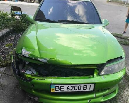 Зелений Опель Вектра, об'ємом двигуна 2.5 л та пробігом 270 тис. км за 2300 $, фото 4 на Automoto.ua