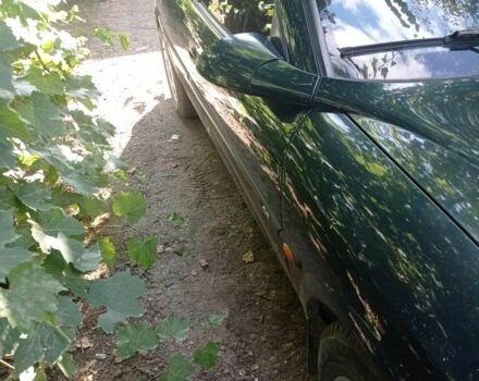 Зелений Опель Вектра, об'ємом двигуна 1.8 л та пробігом 319 тис. км за 1500 $, фото 11 на Automoto.ua