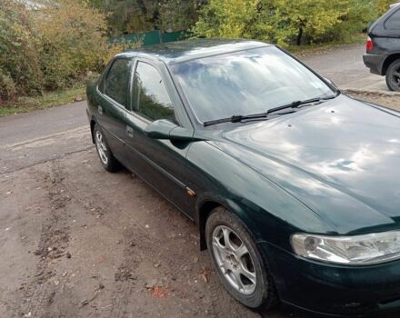 Опель Вектра 1999 в Краматорске на Automoto.ua Зеленый Опель Вектра, объемом двигателя 1.8 л и пробегом 200 тыс. км за 2071 $, фото 2 на Automoto.ua