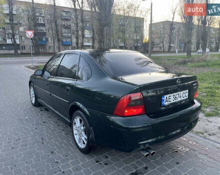 Опель Вектра 1999 у Кременчуге на Automoto.ua Зелений Опель Вектра, об'ємом двигуна 1.8 л та пробігом 234 тис. км за 3800 $, фото 4 на Automoto.ua