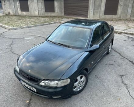 Зелений Опель Вектра, об'ємом двигуна 2 л та пробігом 3 тис. км за 1200 $, фото 2 на Automoto.ua
