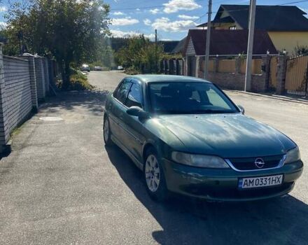 Зеленый Опель Вектра, объемом двигателя 1.6 л и пробегом 404 тыс. км за 2400 $, фото 4 на Automoto.ua