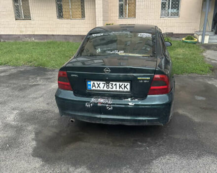 Зеленый Опель Вектра, объемом двигателя 1.6 л и пробегом 470 тыс. км за 2700 $, фото 5 на Automoto.ua