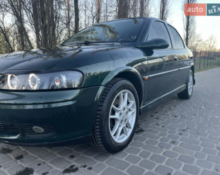 Опель Вектра 1999 у Кременчуге на Automoto.ua Зелений Опель Вектра, об'ємом двигуна 1.8 л та пробігом 234 тис. км за 3800 $, фото 1 на Automoto.ua