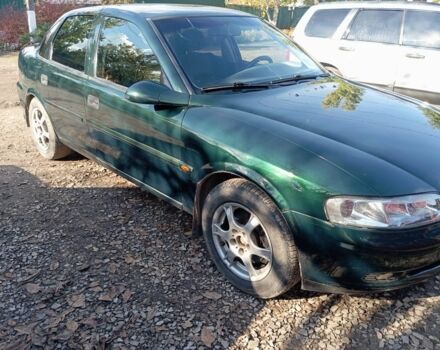 Опель Вектра 1999 в Краматорске на Automoto.ua Зеленый Опель Вектра, объемом двигателя 1.8 л и пробегом 200 тыс. км за 2071 $, фото 3 на Automoto.ua