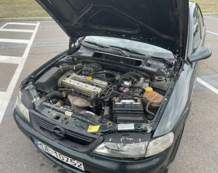 Зелений Опель Вектра, об'ємом двигуна 2 л та пробігом 3 тис. км за 1200 $, фото 3 на Automoto.ua
