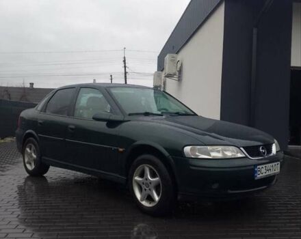 Зеленый Опель Вектра, объемом двигателя 2.2 л и пробегом 237 тыс. км за 2999 $, фото 1 на Automoto.ua