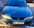 Зеленый Опель Вектра, объемом двигателя 1.6 л и пробегом 434 тыс. км за 1600 $, фото 5 на Automoto.ua