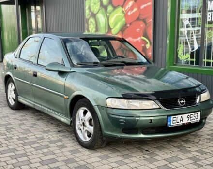 Зеленый Опель Вектра, объемом двигателя 0 л и пробегом 300 тыс. км за 1100 $, фото 2 на Automoto.ua