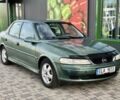 Зеленый Опель Вектра, объемом двигателя 0 л и пробегом 300 тыс. км за 1100 $, фото 2 на Automoto.ua