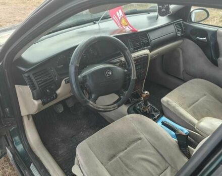 Зеленый Опель Вектра, объемом двигателя 2 л и пробегом 280 тыс. км за 1000 $, фото 2 на Automoto.ua