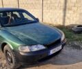 Зеленый Опель Вектра, объемом двигателя 6 л и пробегом 50 тыс. км за 450 $, фото 1 на Automoto.ua