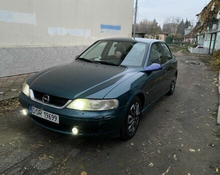 Зеленый Опель Вектра, объемом двигателя 1.8 л и пробегом 350 тыс. км за 1550 $, фото 6 на Automoto.ua