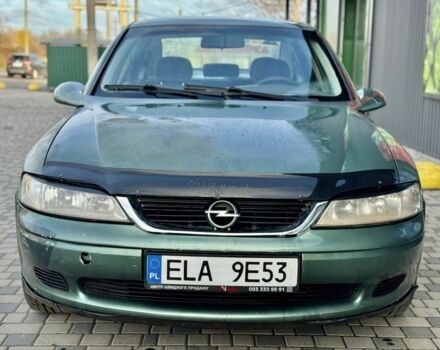 Зеленый Опель Вектра, объемом двигателя 0 л и пробегом 300 тыс. км за 1100 $, фото 1 на Automoto.ua