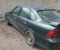 Зелений Опель Вектра, об'ємом двигуна 2 л та пробігом 300 тис. км за 650 $, фото 1 на Automoto.ua