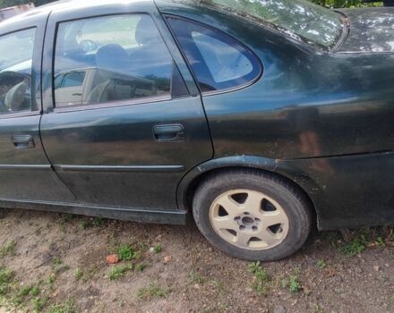 Зеленый Опель Вектра, объемом двигателя 2 л и пробегом 500 тыс. км за 1289 $, фото 2 на Automoto.ua