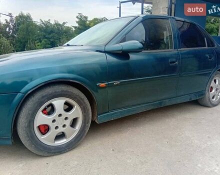 Зеленый Опель Вектра, объемом двигателя 1.6 л и пробегом 88 тыс. км за 2600 $, фото 8 на Automoto.ua