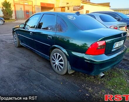 Зелений Опель Вектра, об'ємом двигуна 2 л та пробігом 370 тис. км за 2500 $, фото 3 на Automoto.ua