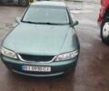 Зелений Опель Вектра, об'ємом двигуна 2 л та пробігом 370 тис. км за 2100 $, фото 1 на Automoto.ua