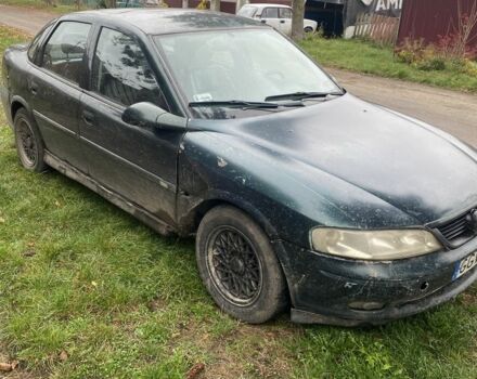 Зеленый Опель Вектра, объемом двигателя 2.2 л и пробегом 200 тыс. км за 594 $, фото 3 на Automoto.ua