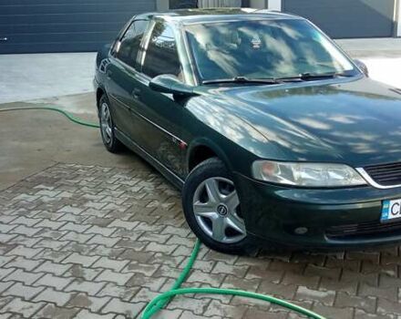 Зеленый Опель Вектра, объемом двигателя 2.2 л и пробегом 289 тыс. км за 3600 $, фото 4 на Automoto.ua