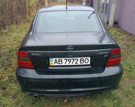 Зелений Опель Вектра, об'ємом двигуна 2.2 л та пробігом 212 тис. км за 3800 $, фото 1 на Automoto.ua