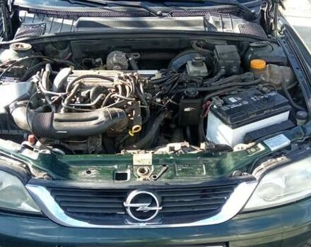 Зеленый Опель Вектра, объемом двигателя 2.2 л и пробегом 289 тыс. км за 3600 $, фото 19 на Automoto.ua