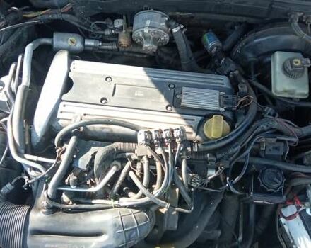 Зеленый Опель Вектра, объемом двигателя 2.2 л и пробегом 289 тыс. км за 3600 $, фото 20 на Automoto.ua