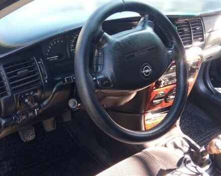 Зеленый Опель Вектра, объемом двигателя 2.2 л и пробегом 289 тыс. км за 3600 $, фото 11 на Automoto.ua